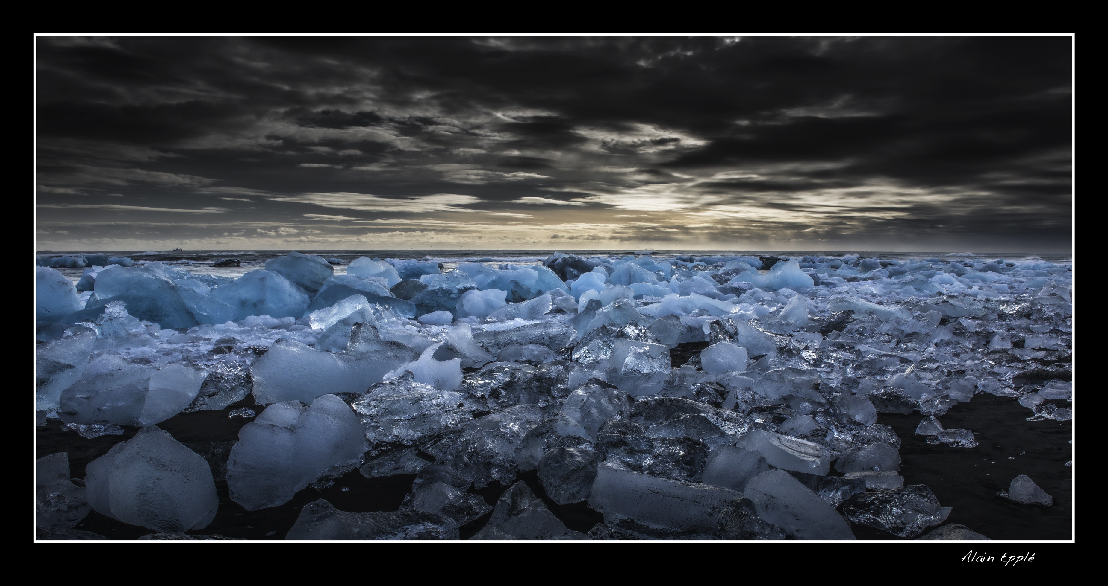 Plage de Jökulsarlon - i112